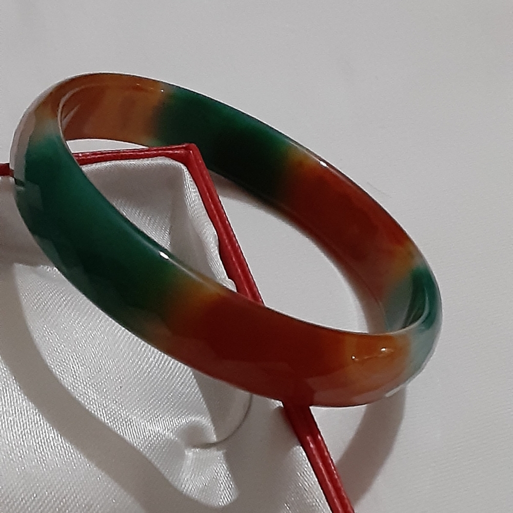 Agate bangle - Picture 4 of 4
